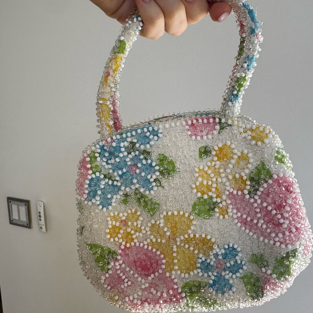 Vintage Beaded Floral Mini hang Bag - White/Pink/Yellow - Picture 5 of 6